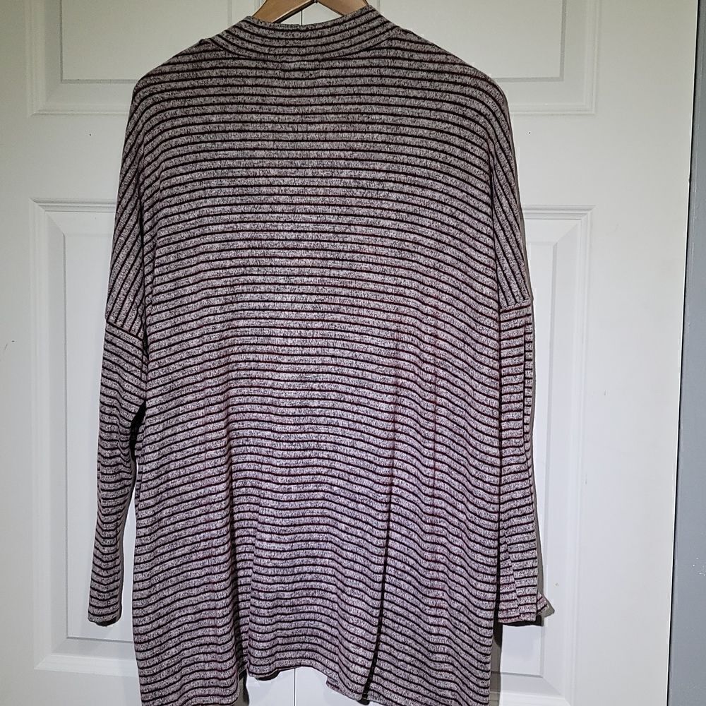 Reborn J Women's Oversized Striped Burgundy and Gray Cardigan Sweater - Picture 3 of 6